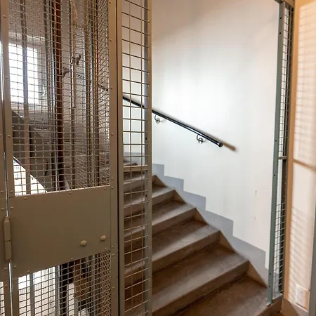 Apartment 2ndhomes Stunning Penthouse With Great Location In Kamppi *